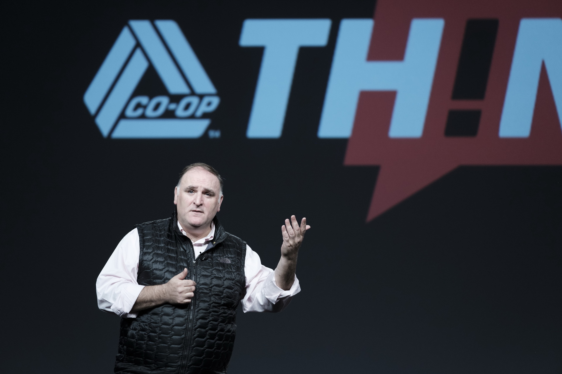 speakers on stage business corporate conference seminar