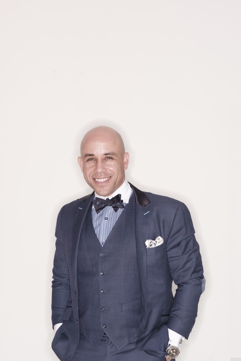 modern clean headshots mortgage executives