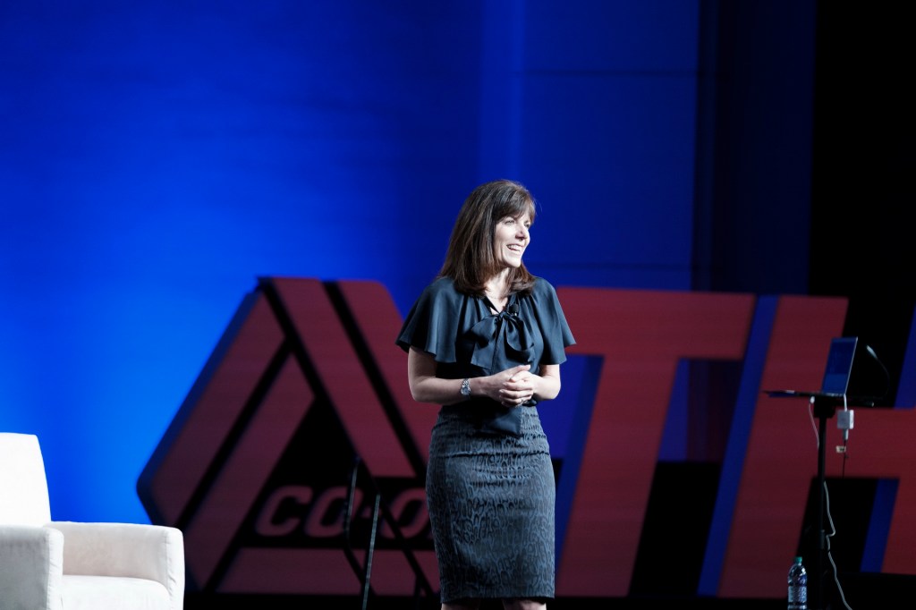 speaker business conference miami beach lowes hotel