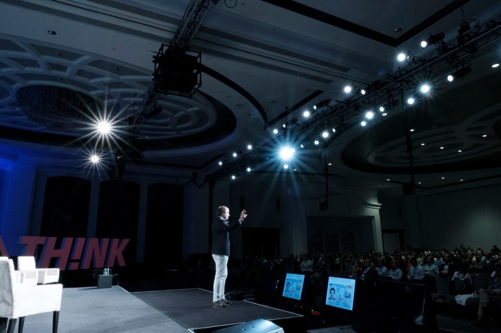 spekaer business conference miami beach lowes hotel